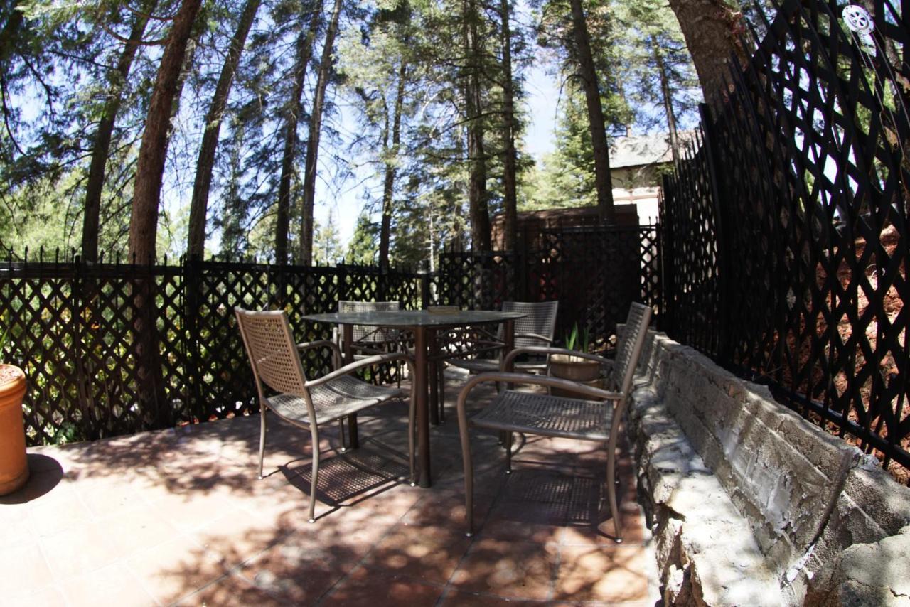 Fleur De Lac Europeran Inn Lake Arrowhead Eksteriør bilde