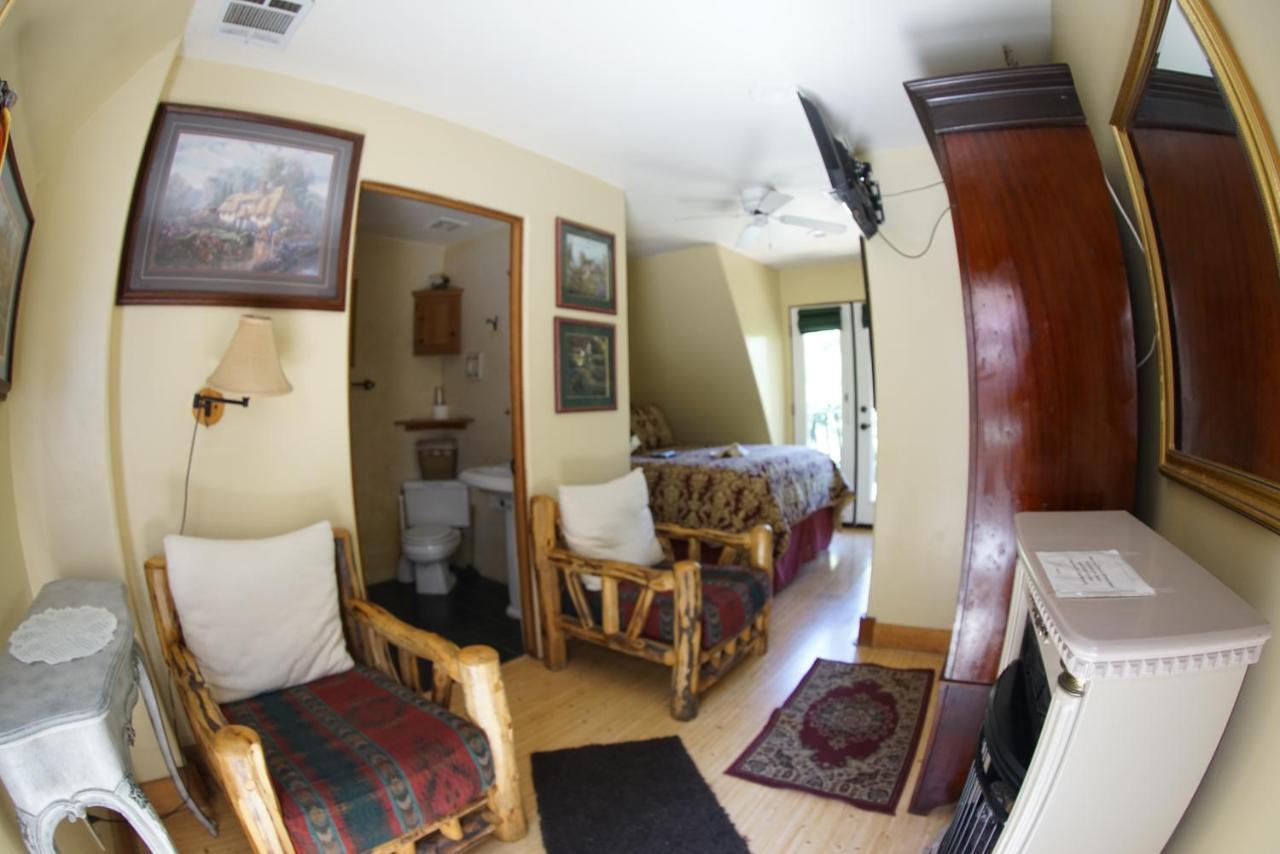 Fleur De Lac Europeran Inn Lake Arrowhead Eksteriør bilde