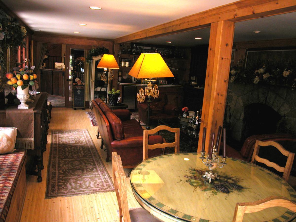 Fleur De Lac Europeran Inn Lake Arrowhead Eksteriør bilde